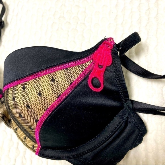 JEZEBEL BRA - Size 32B - Picture 7 of 8
